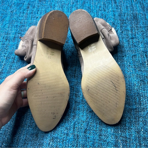 Anthropologie Barcelona Slouchy Suede Booties in Taupe Leather Euro 38 or 7-7.5 - Picture 6 of 8